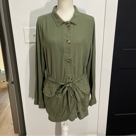 Zac & Rachel Olive Green Button Down Over Shirt - Picture 1 of 9